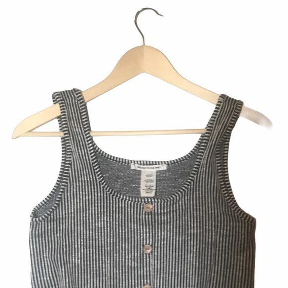 Caution to the Wind Seersucker Button Tank Top - Picture 2 of 7